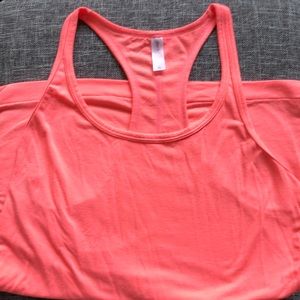 GapFit workout tank